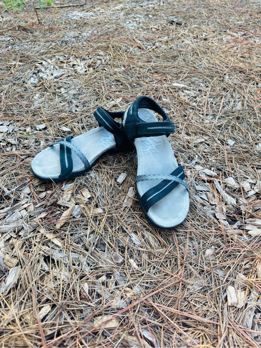 Merrell Terran Cross 11 Cross Black and Silver Strappy Comfort Sandals size 8 - Picture 6 of 14